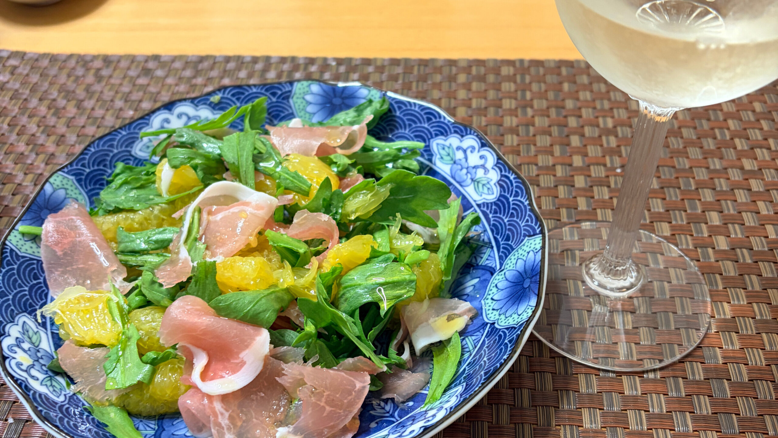 春菊と甘夏のサラダ